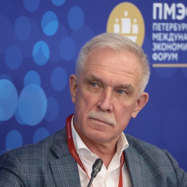 КИФА и маркетплейсы: на ПМЭФ обсудили цифровую трансформацию торговли и роль МСП на рынке электронной коммерции